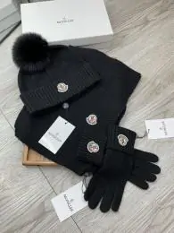 moncler hat and echapres and glove set s_1260ba5